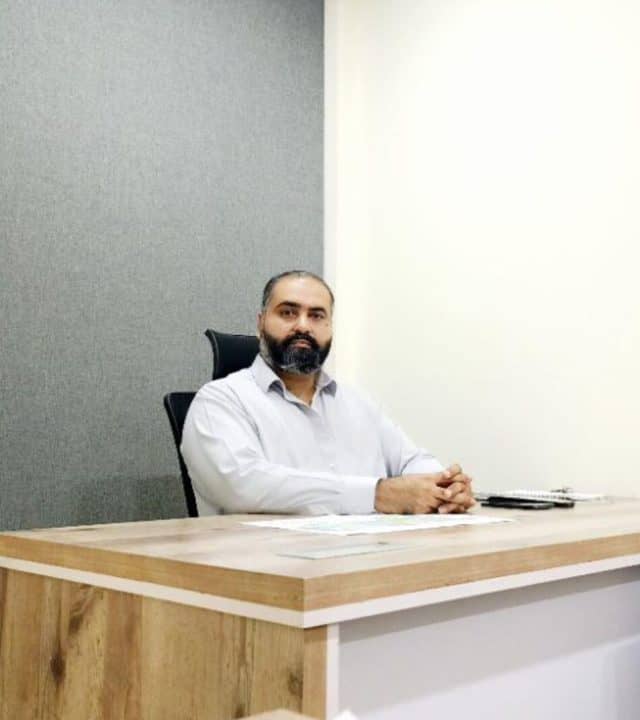 CEO Malik Junaid